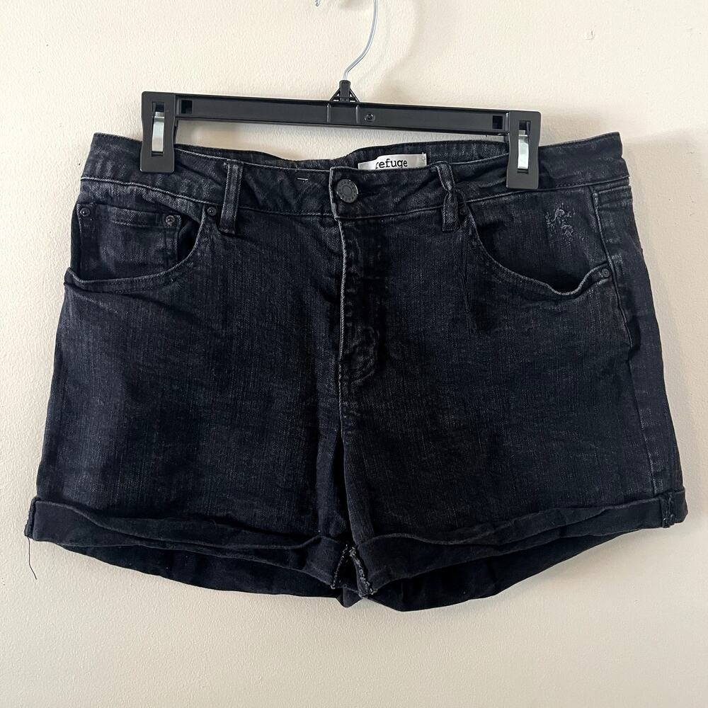 Refuge Women's Black Jean Shorts 10